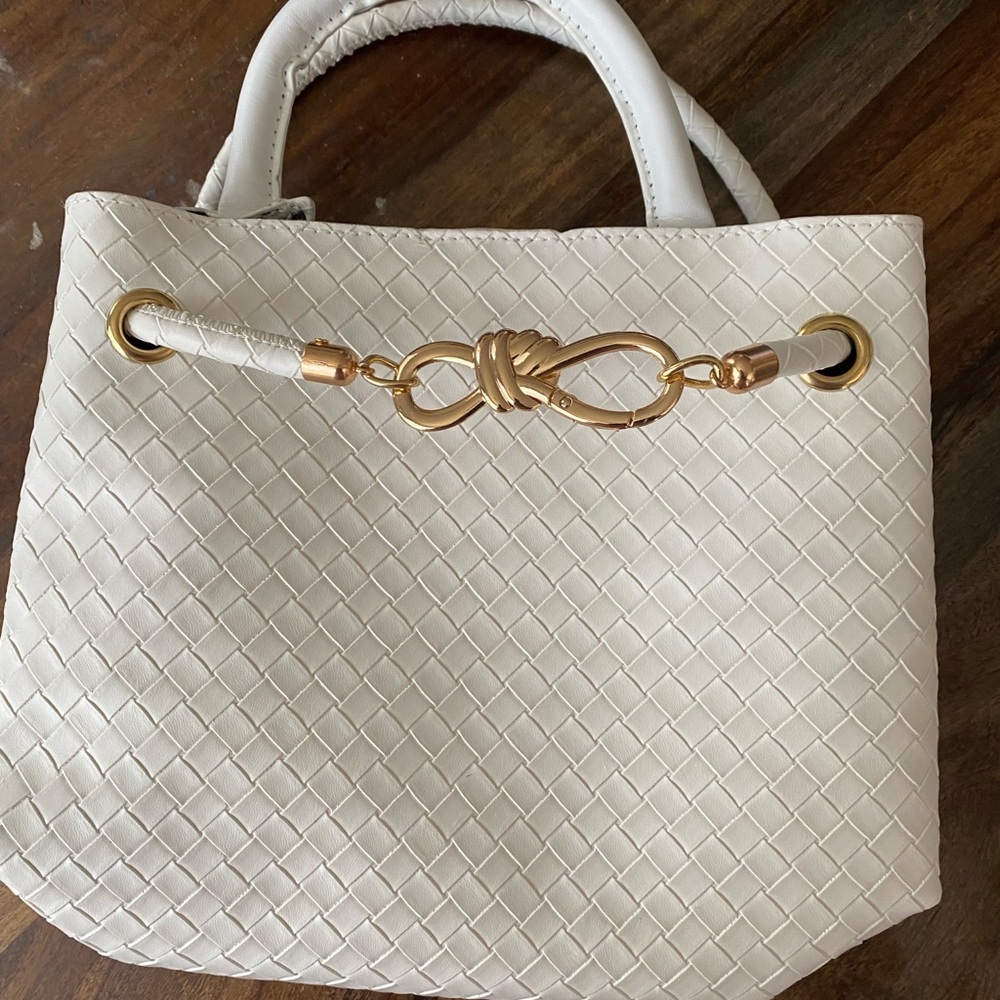 White Woven Tote with Gold Knot Accent